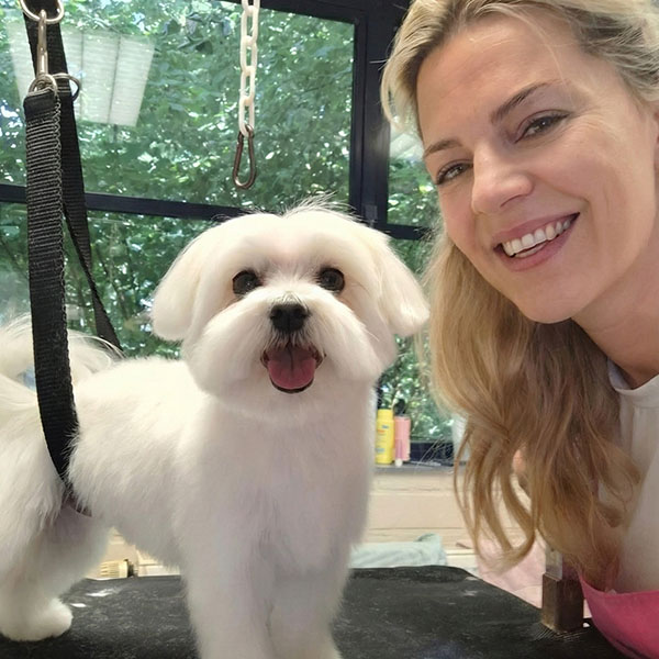 Lara, toiletteuse professionnelle à Lasne et La Hulpe avec plus de 20 ans d'expérience